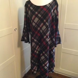 Plaid bell sleeve dress